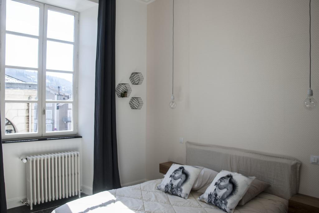 Appartement Du Fau De La Roque วีย์ฟร็องเช-เดอ-ฮูแอเก ภายนอก รูปภาพ